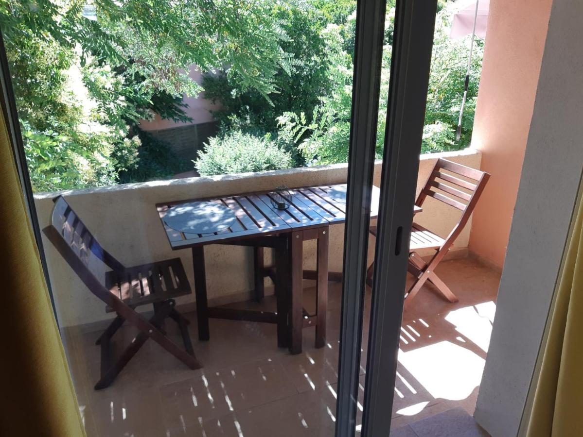 Le Clos des Arbousiers Linguizzetta Extérieur photo
