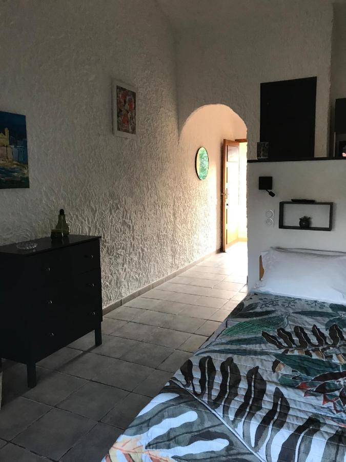 Le Clos des Arbousiers Linguizzetta Extérieur photo