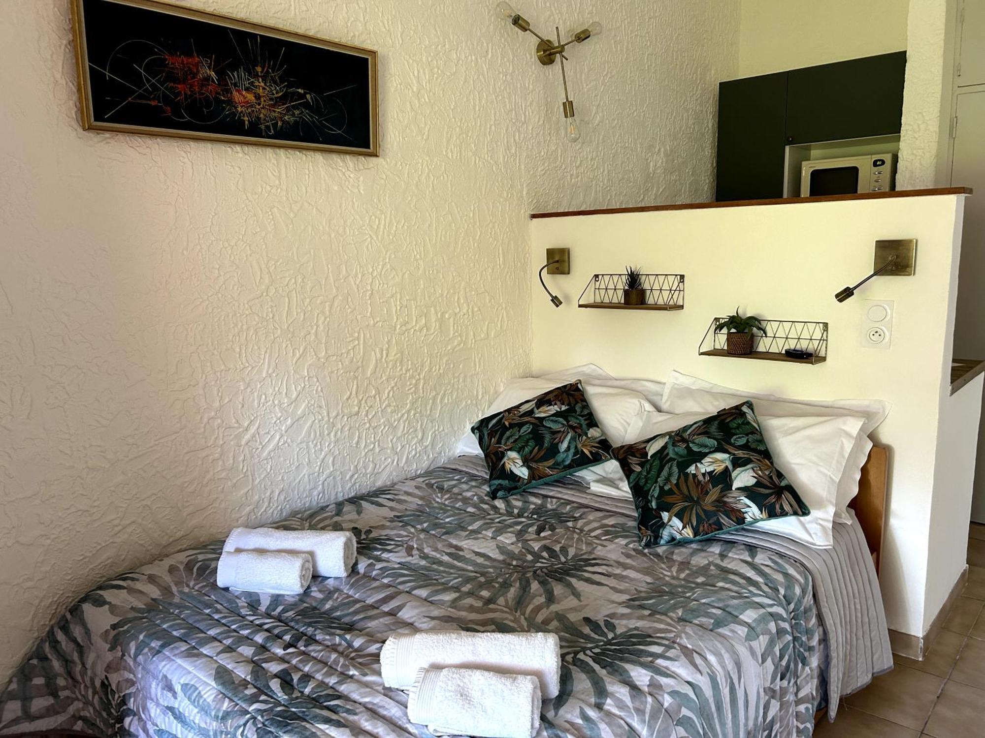 Le Clos des Arbousiers Linguizzetta Extérieur photo